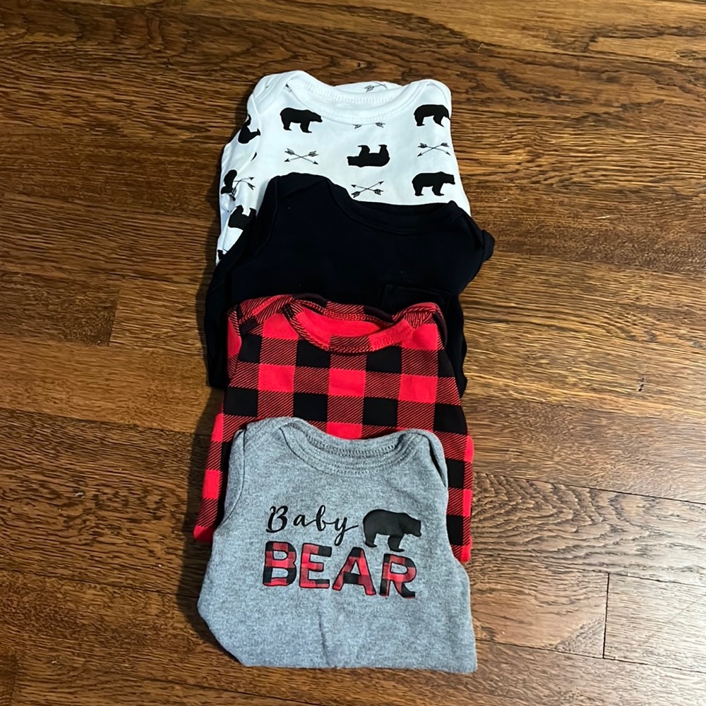 4 Long Sleeve 0-3m Bodysuits